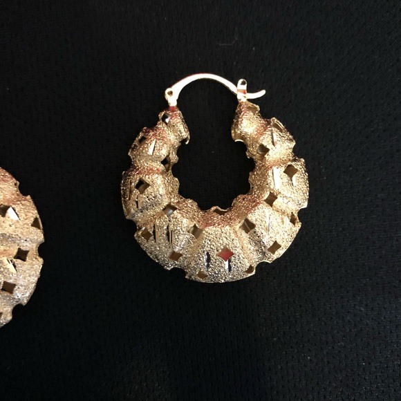 14k Gold Plated Cut Out Hoop Earring - Picture 5 of 8